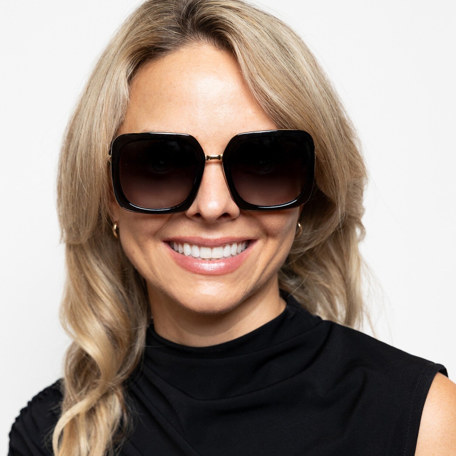 ALEX Crystal Black I Smoke – Locello